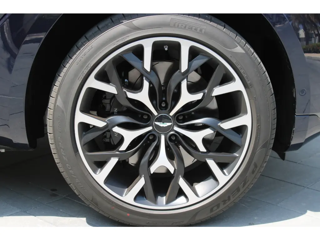 2021 DBX SUV thumbnail vehicle image 3