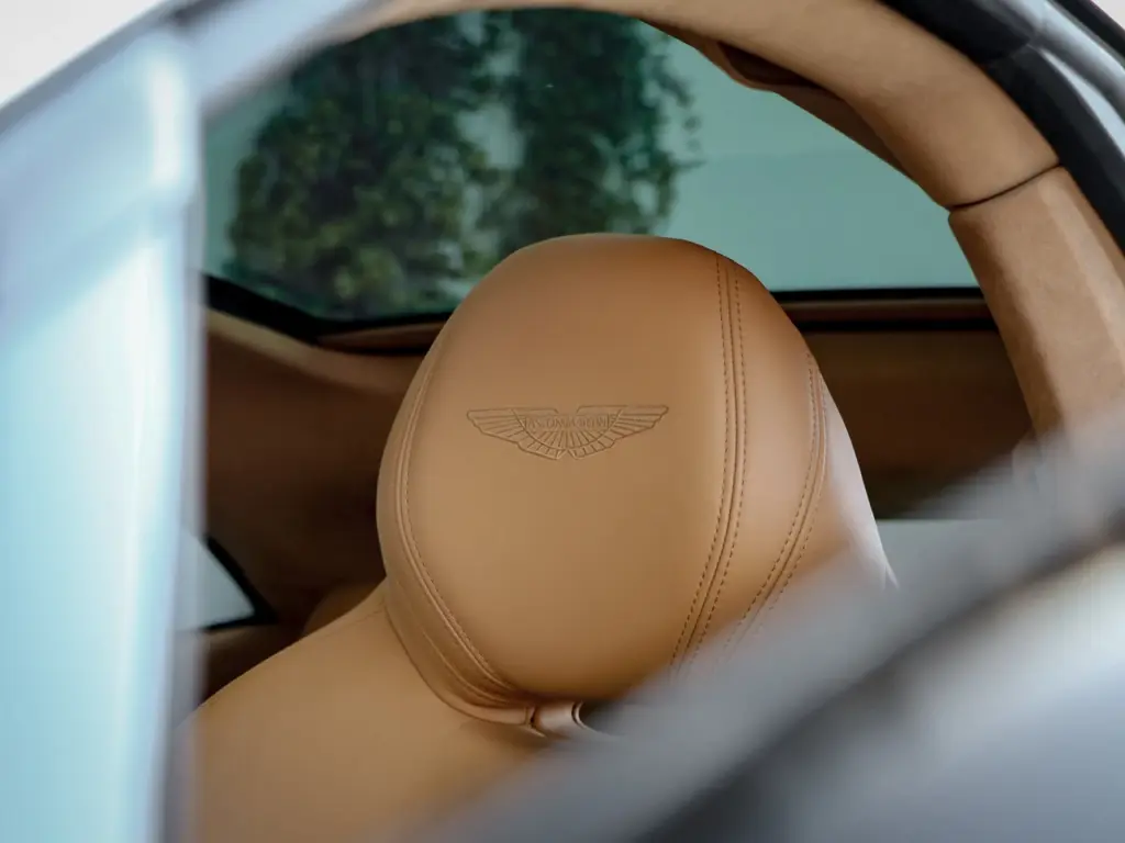 Aston Martin DBX SUV 4.0 -  - Joinsteer - #4