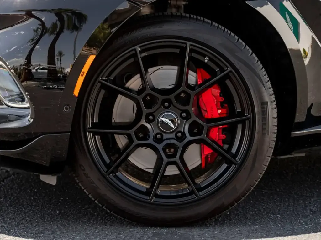 2021 DBX SUV thumbnail vehicle image 3