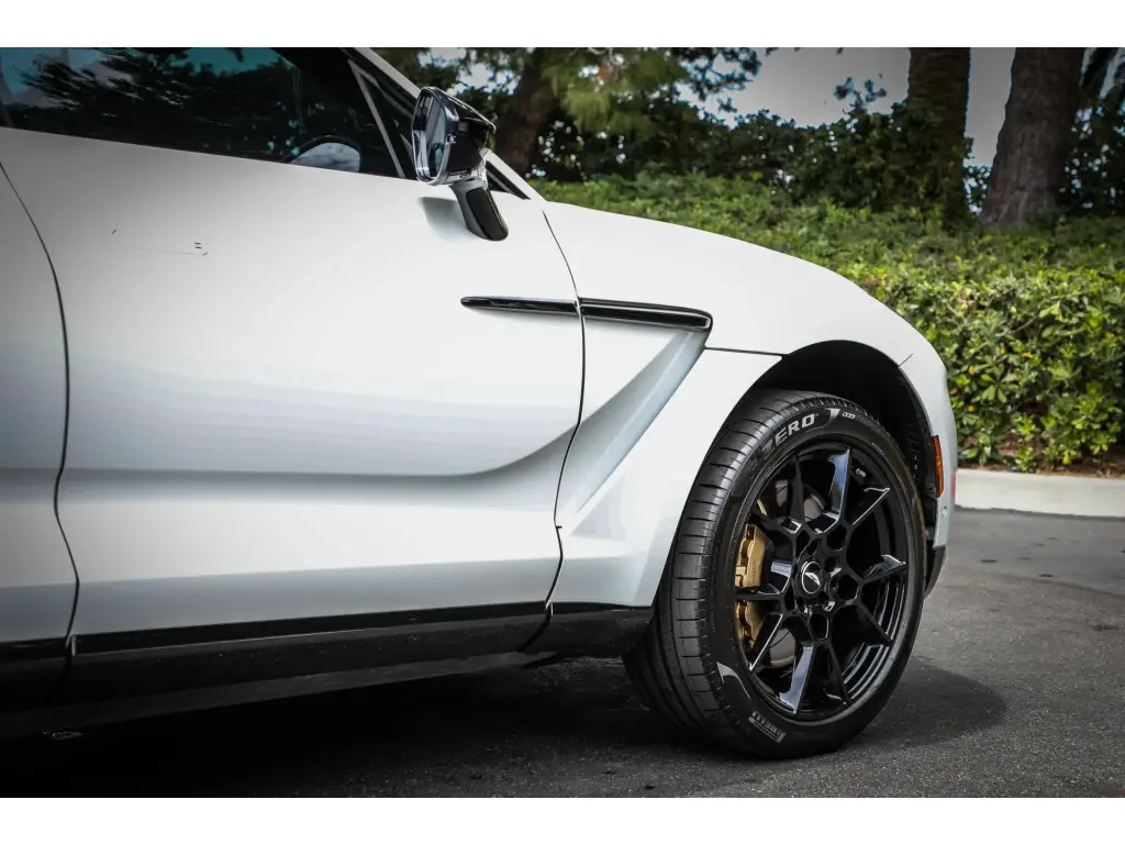 2022 DBX SUV thumbnail vehicle image 3