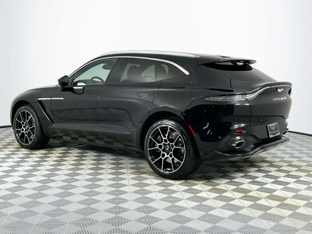 2022 DBX SUV thumbnail vehicle image 1