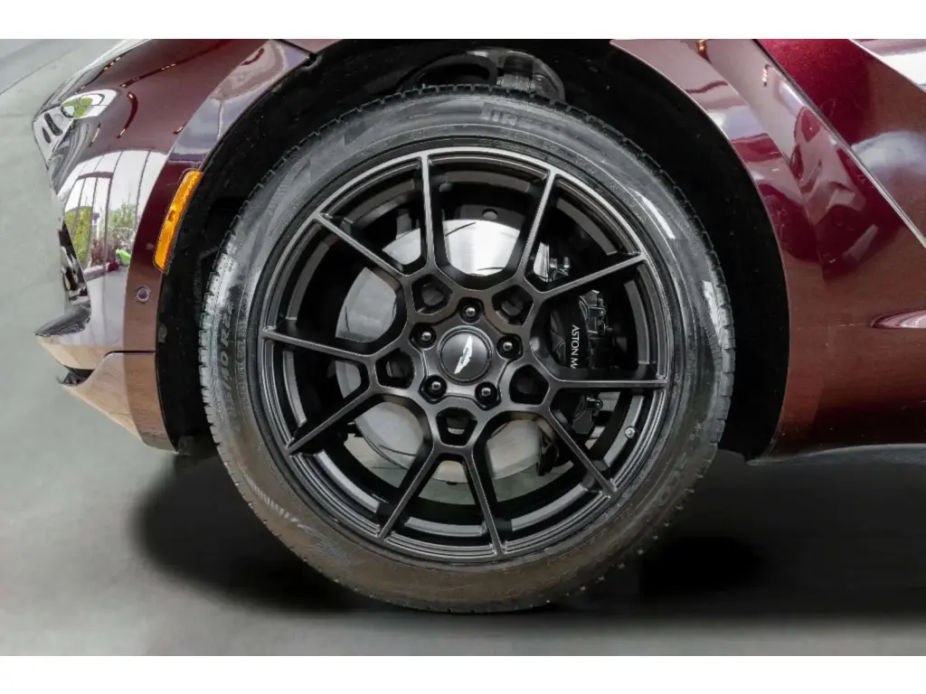 2022 DBX SUV thumbnail vehicle image 3