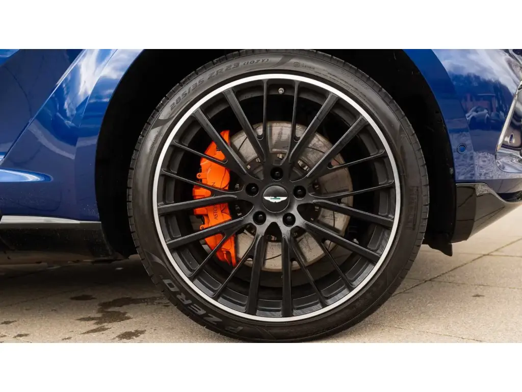 2023 DBX SUV thumbnail vehicle image 3