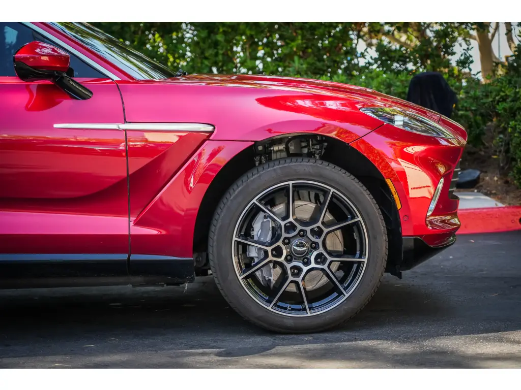 2023 DBX SUV thumbnail vehicle image 3