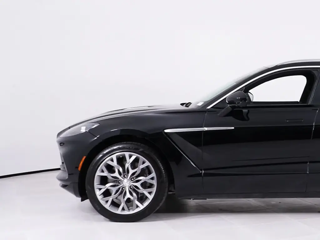 2023 DBX SUV thumbnail vehicle image 3