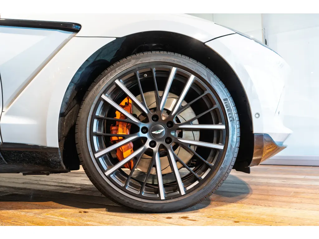 2024 DBX SUV thumbnail vehicle image 3