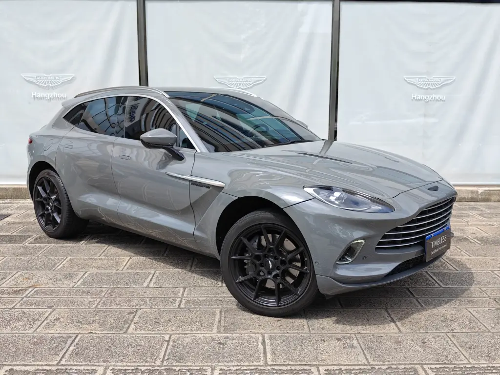 2022 DBX Straight-Six SUV main vehicle image