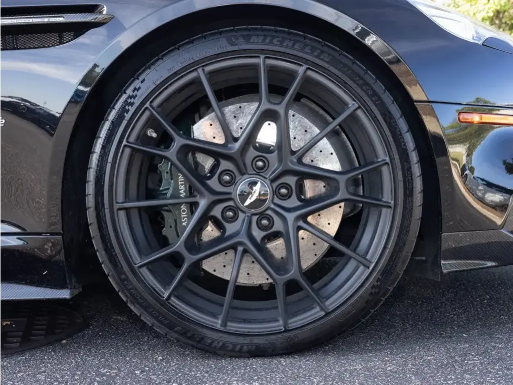 2019 Rapide AMR thumbnail vehicle image 3