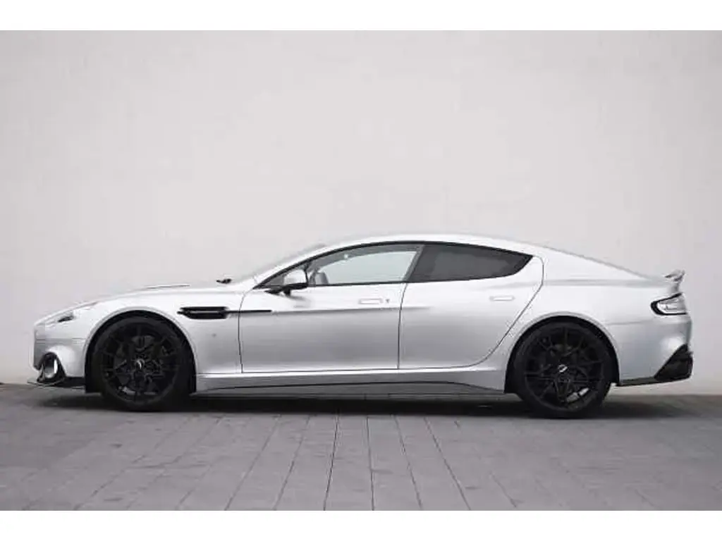 2019 Rapide AMR thumbnail vehicle image 3