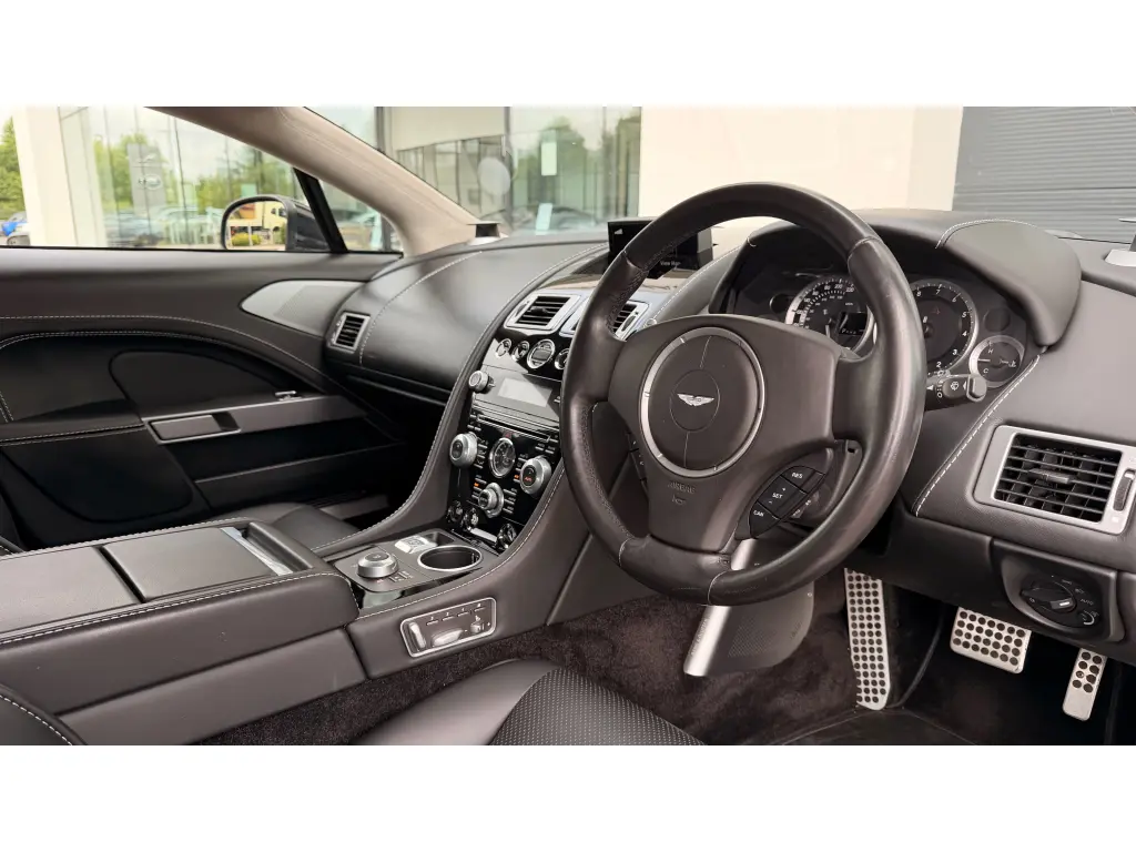 2014 Rapide S thumbnail vehicle image 2
