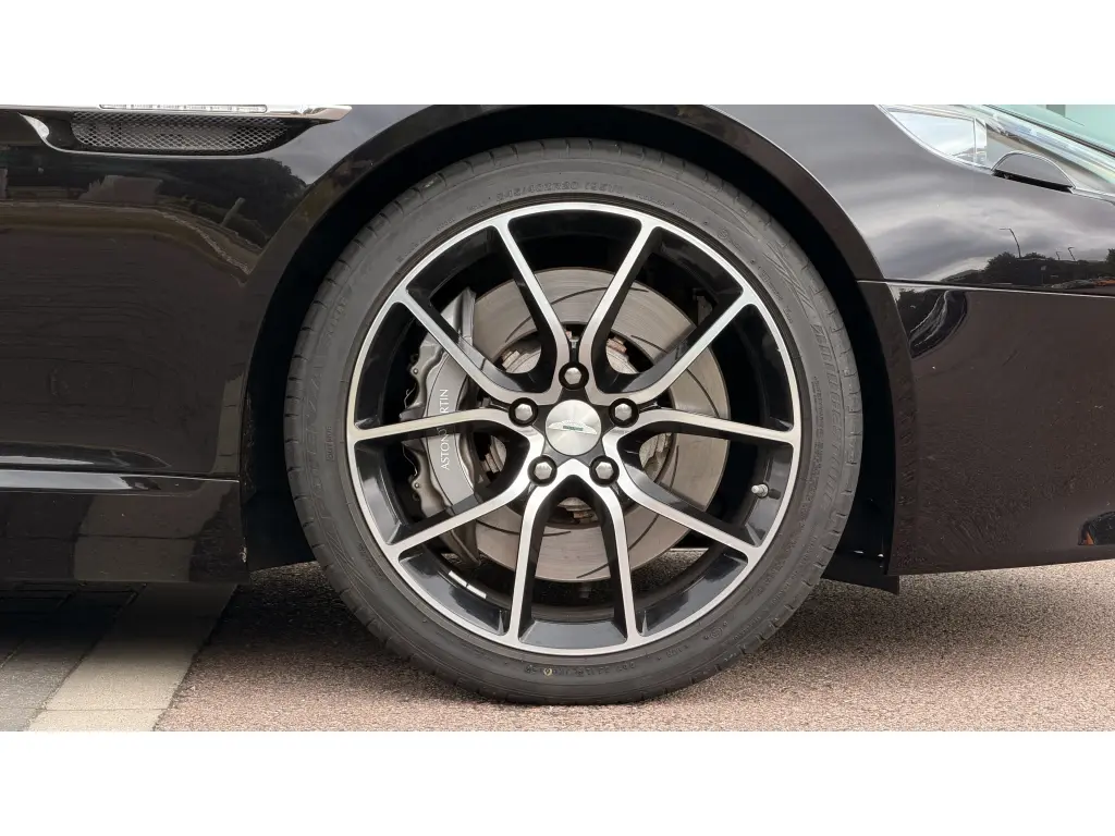 2014 Rapide S thumbnail vehicle image 3