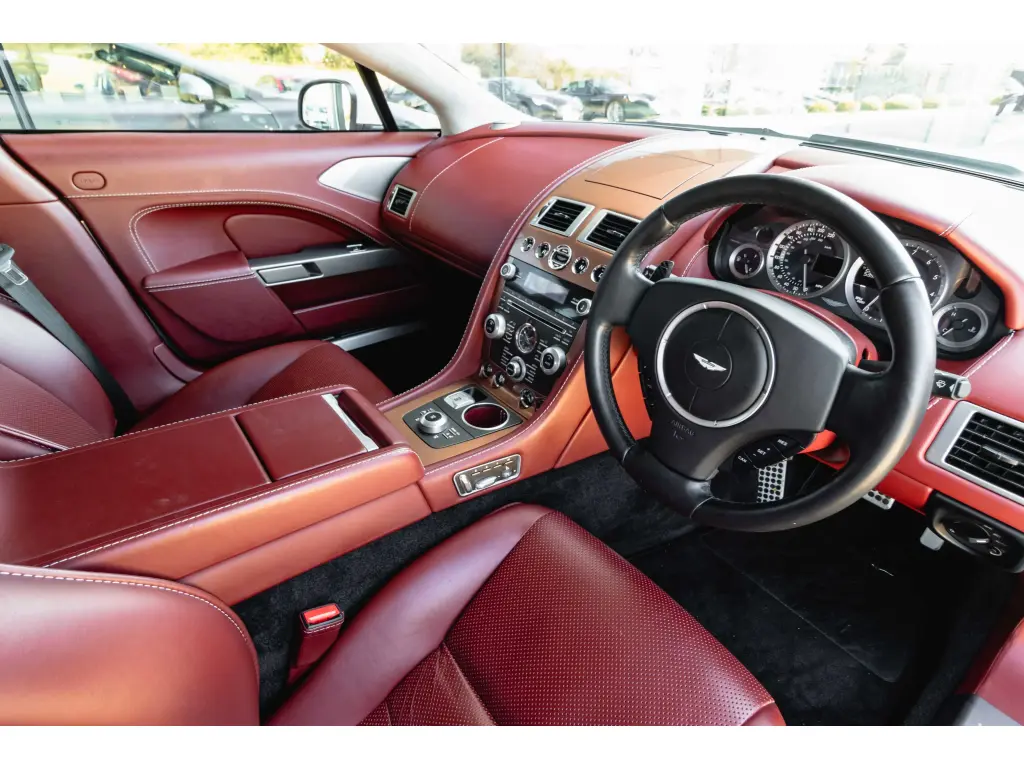 2014 Rapide S thumbnail vehicle image 2