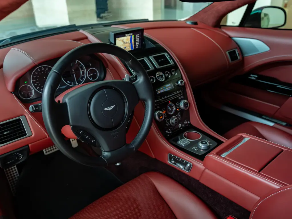 2014 Rapide S thumbnail vehicle image 2