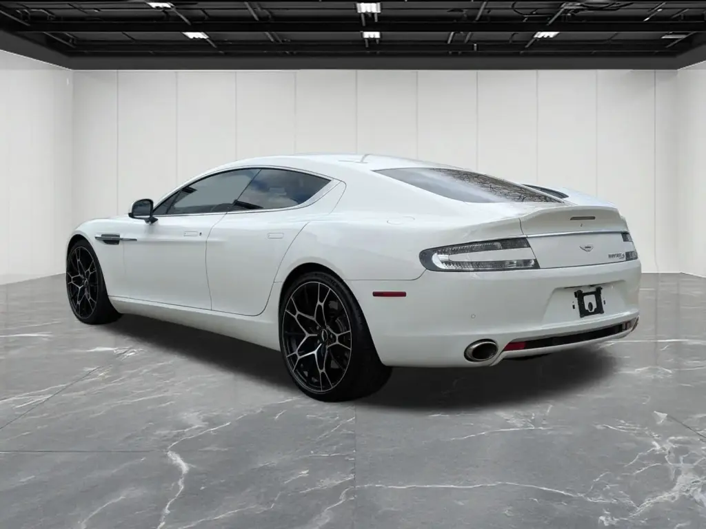 2015 Rapide S thumbnail vehicle image 1