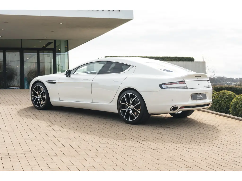 2016 Rapide S thumbnail vehicle image 1