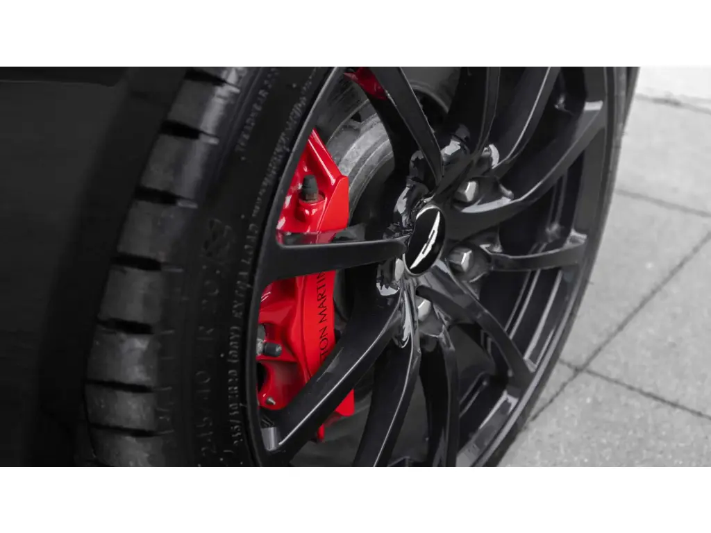 2017 Rapide S thumbnail vehicle image 3