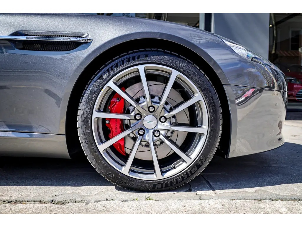 2017 Rapide S thumbnail vehicle image 3