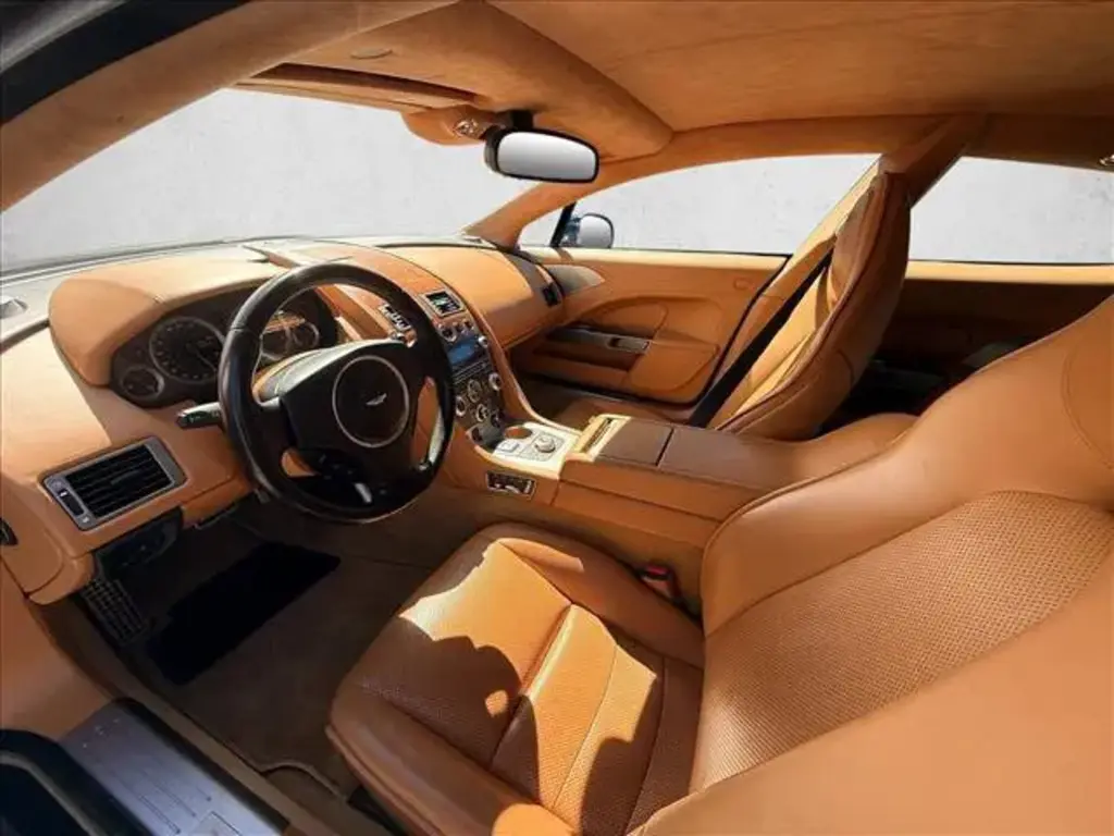 2012 Rapide thumbnail vehicle image 2