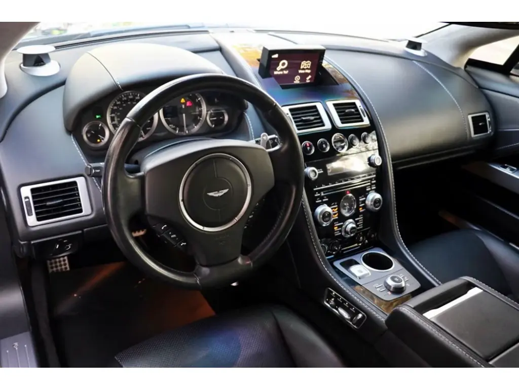 2012 Rapide thumbnail vehicle image 2