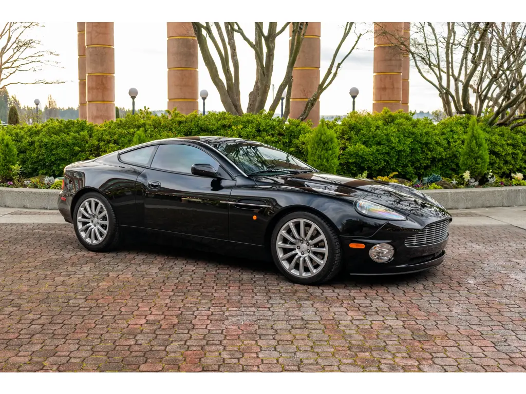 2002 V12 Vanquish main vehicle image