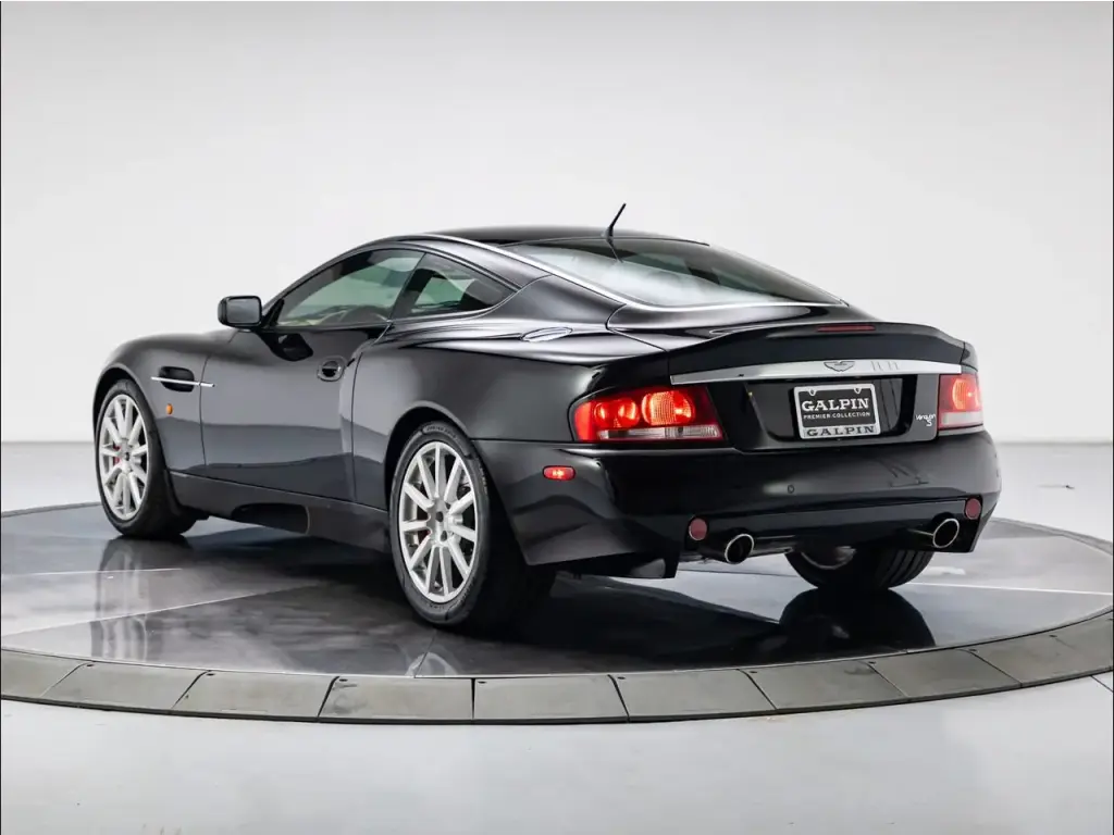 2006 V12 Vanquish thumbnail vehicle image 1