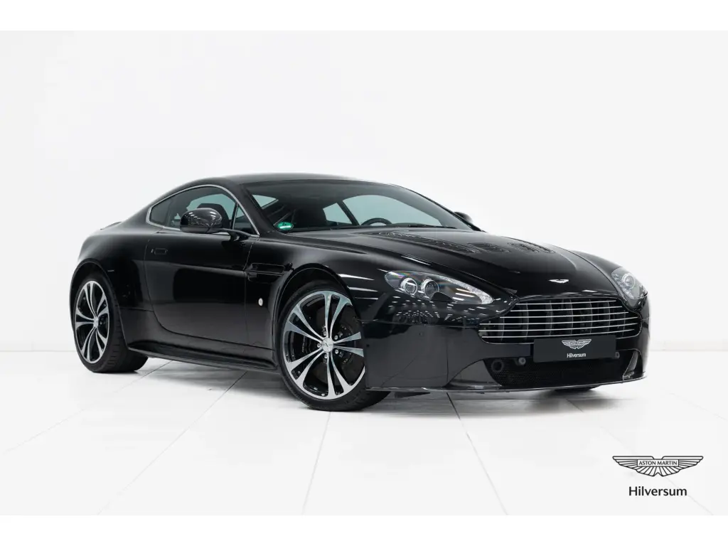 2010 V12 Vantage Carbon Black Edition Coupe main vehicle image