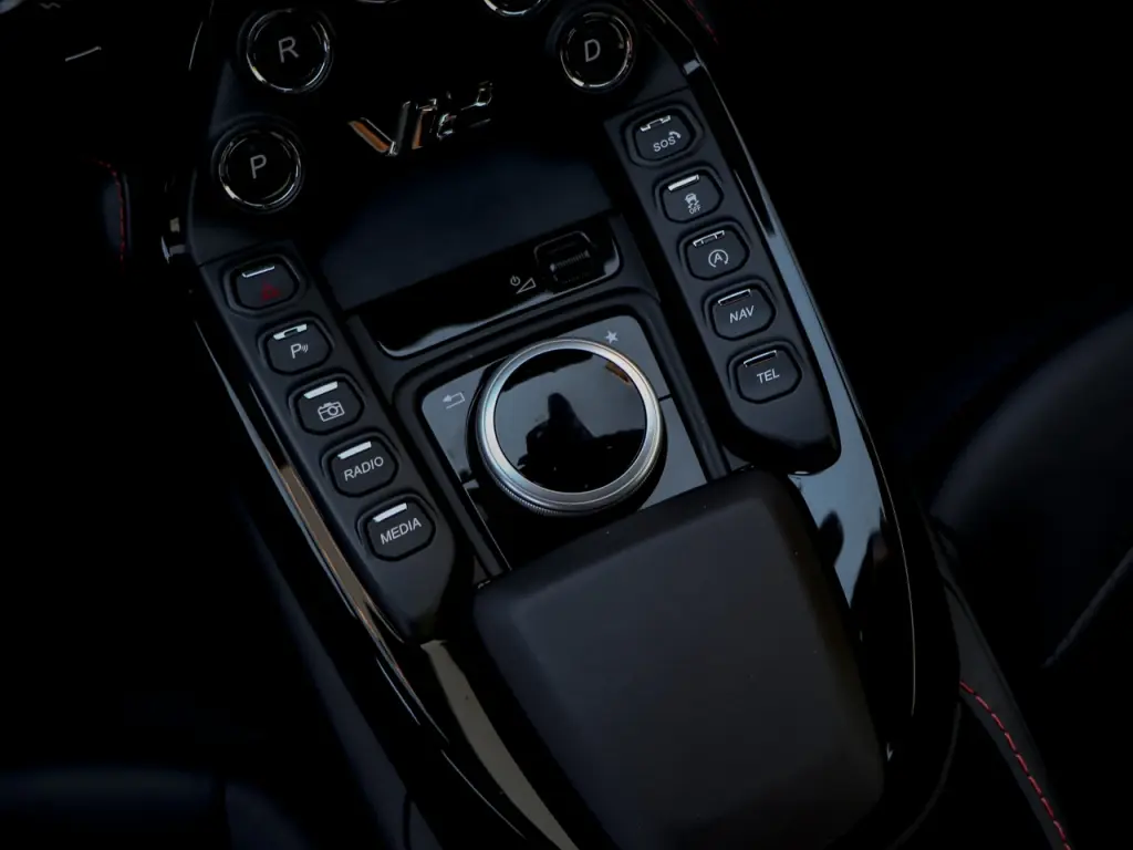 Aston Martin Vantage (2017-23) V12 Vantage Coupe 5.2 - 2022 - Joinsteer - #26