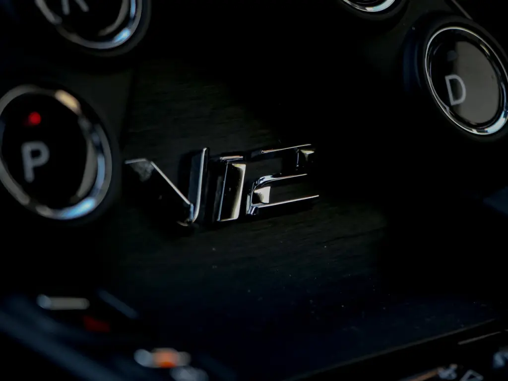 Aston Martin Vantage (2017-23) V12 Vantage Coupe 5.2 - 2022 - Joinsteer - #31