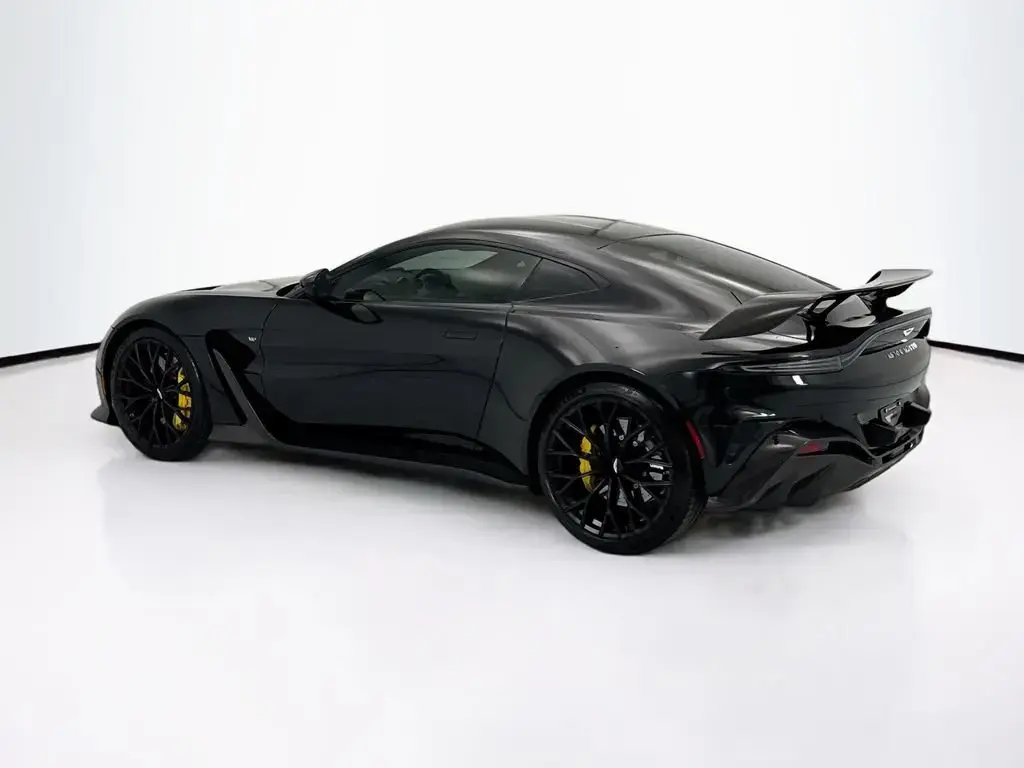 2023 V12 Vantage Coupe thumbnail vehicle image 1