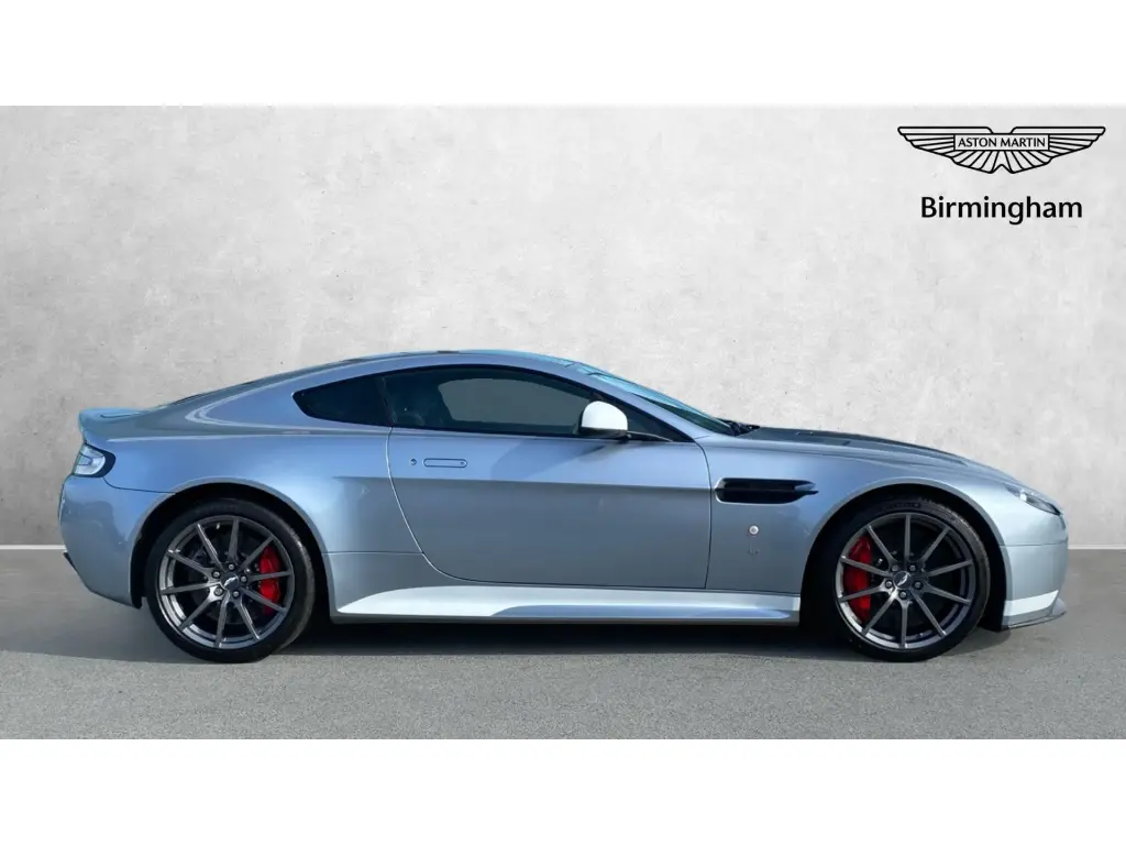 2017 V12 Vantage S Coupe thumbnail vehicle image 3