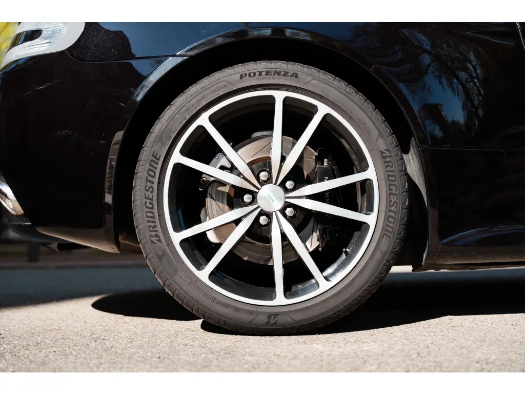 2015 V8 Vantage S SP10 Roadster thumbnail vehicle image 3