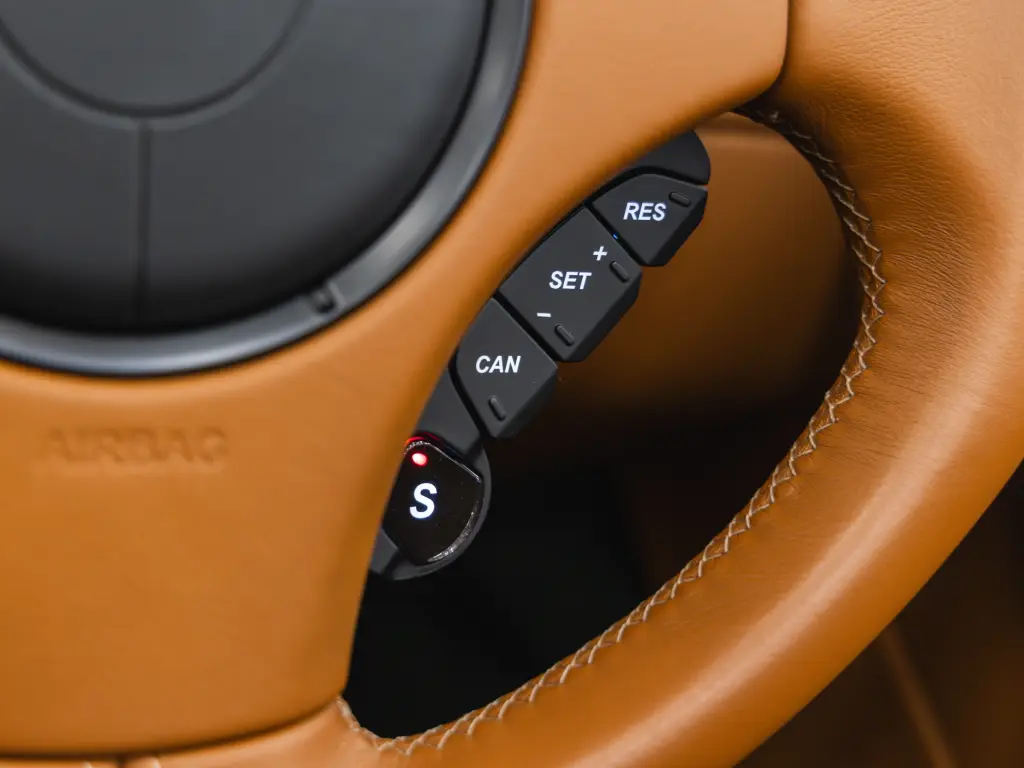 Aston Martin Vanquish II Vanquish Volante 5.9 - 2016 - Joinsteer - #30