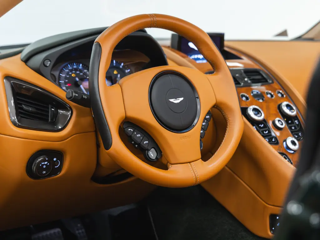 Aston Martin Vanquish II Vanquish Volante 5.9 - 2016 - Joinsteer - #27