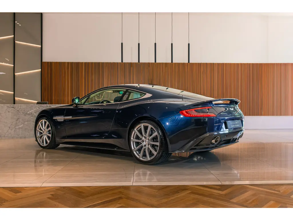2014 Vanquish Coupe thumbnail vehicle image 1