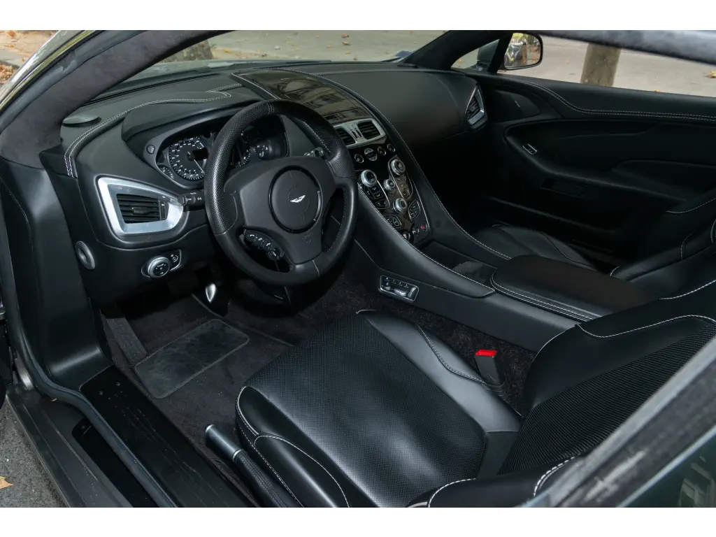 2015 Vanquish Coupe thumbnail vehicle image 2