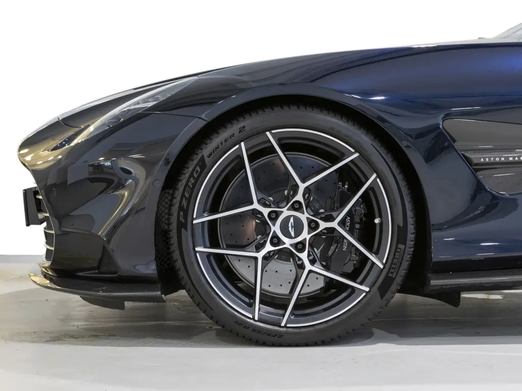 2025 Vanquish Coupe thumbnail vehicle image 3