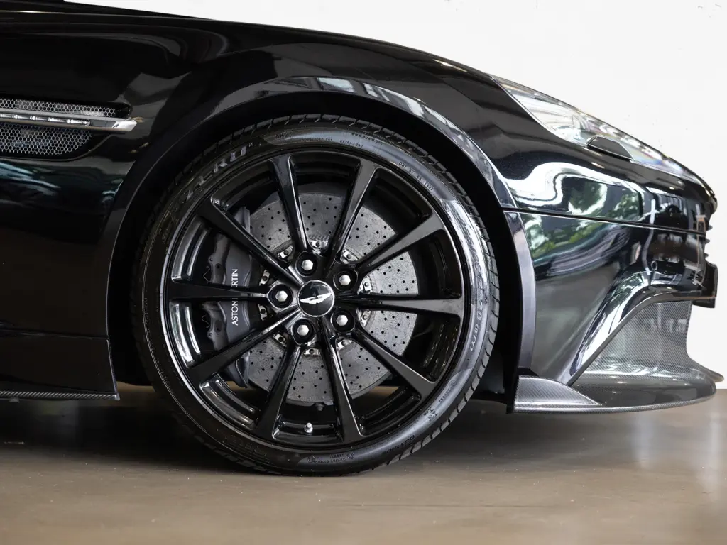 2018 Vanquish S Coupe thumbnail vehicle image 3