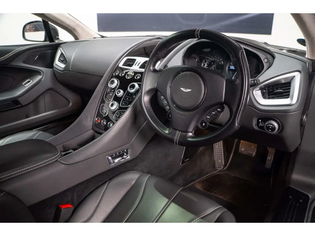 2018 Vanquish S Coupe thumbnail vehicle image 2