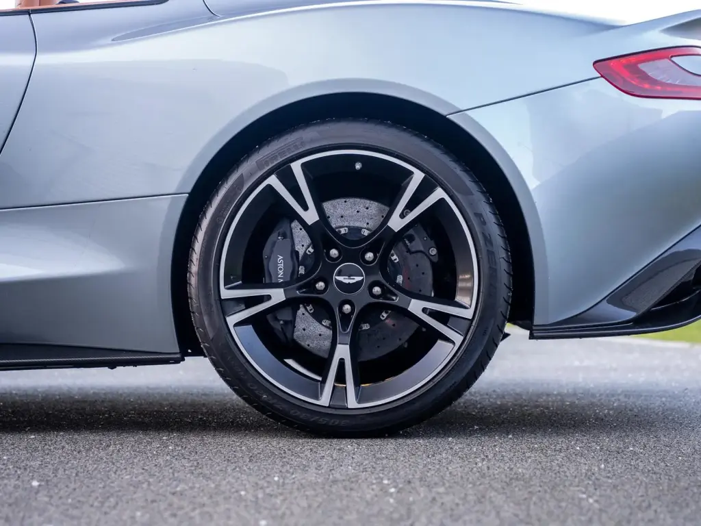 2018 Vanquish S Volante thumbnail vehicle image 3