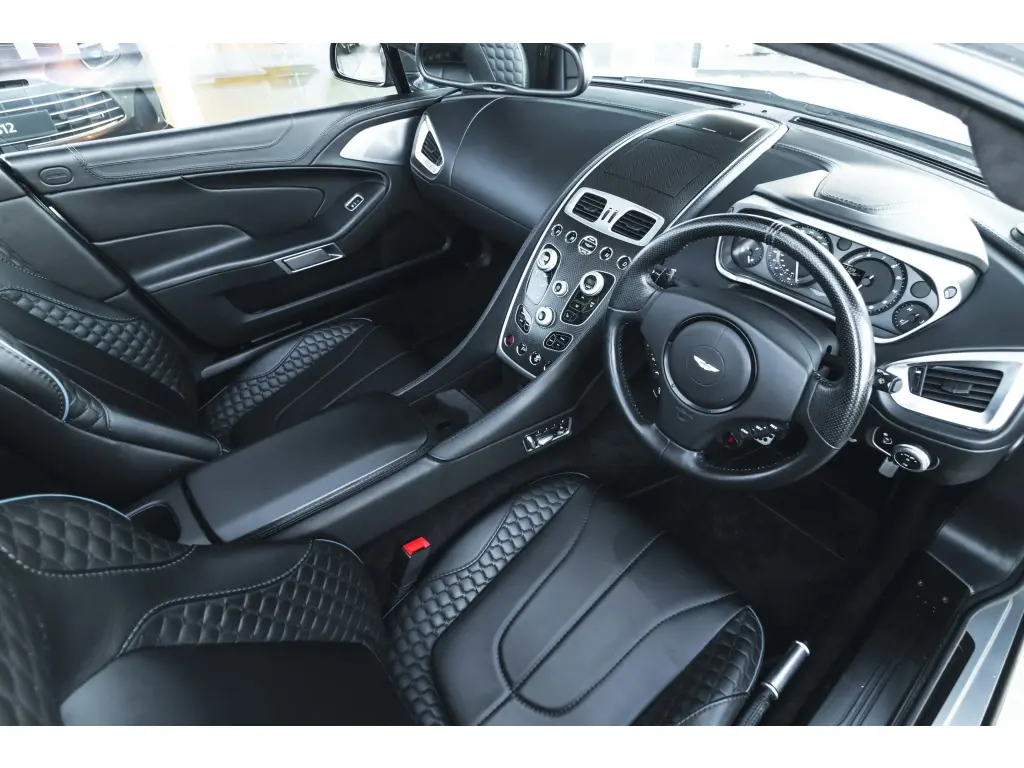 2014 Vanquish Volante thumbnail vehicle image 2