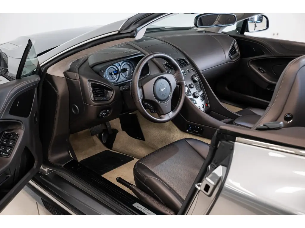2014 Vanquish Volante thumbnail vehicle image 2