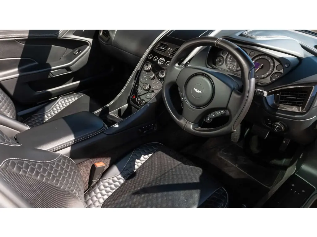 2015 Vanquish Volante thumbnail vehicle image 2