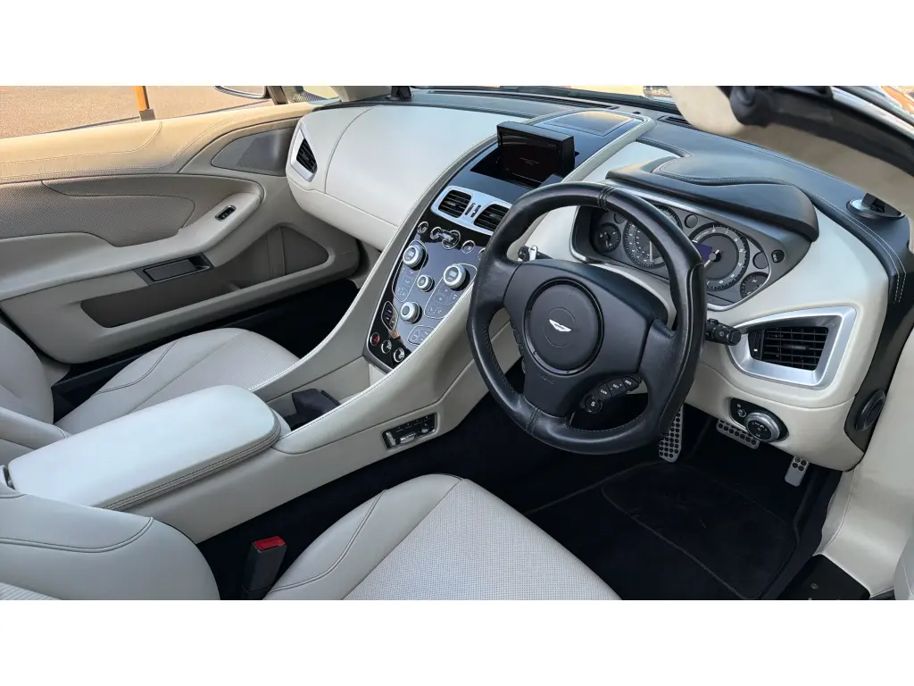 2016 Vanquish Volante thumbnail vehicle image 2