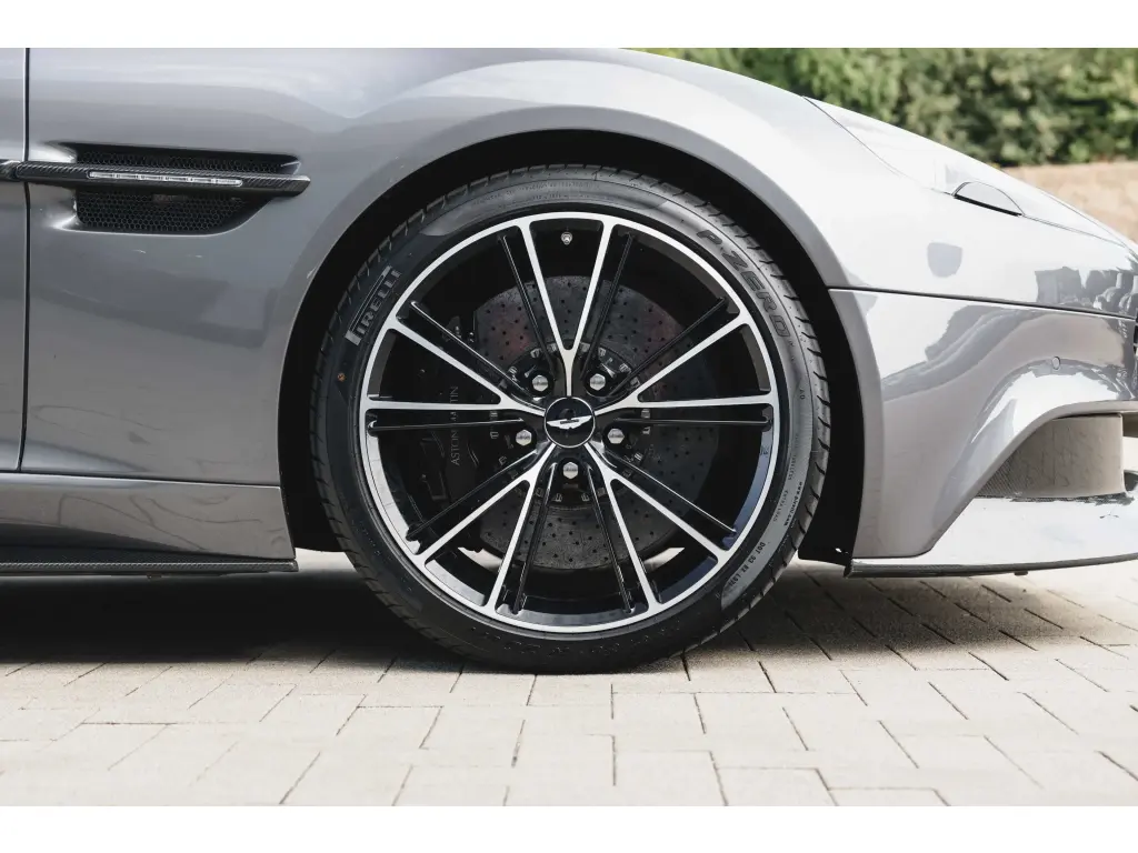 2017 Vanquish Volante thumbnail vehicle image 3