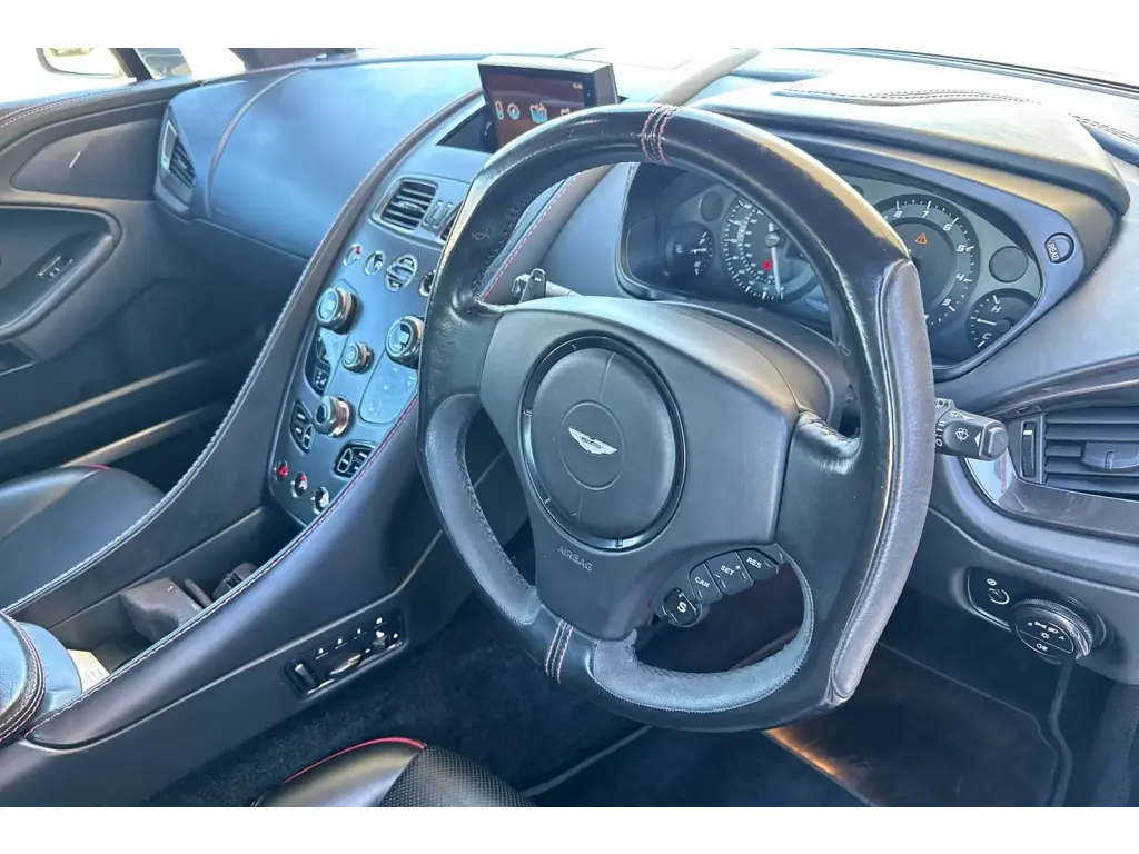 2017 Vanquish Volante thumbnail vehicle image 2