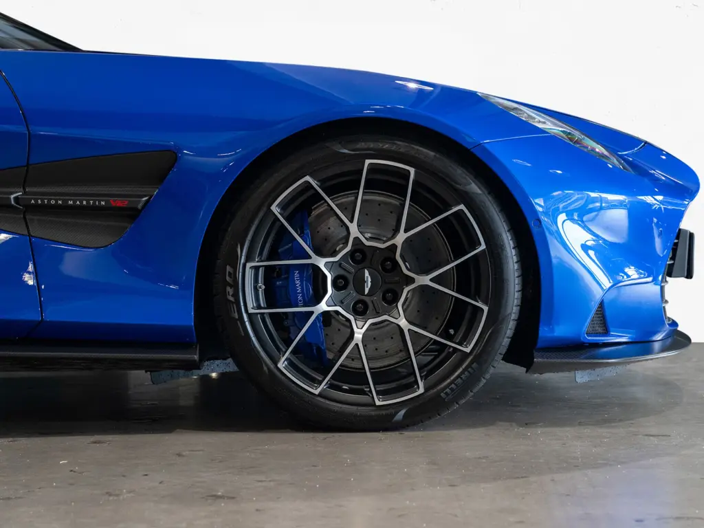 2026 Vanquish Volante thumbnail vehicle image 3