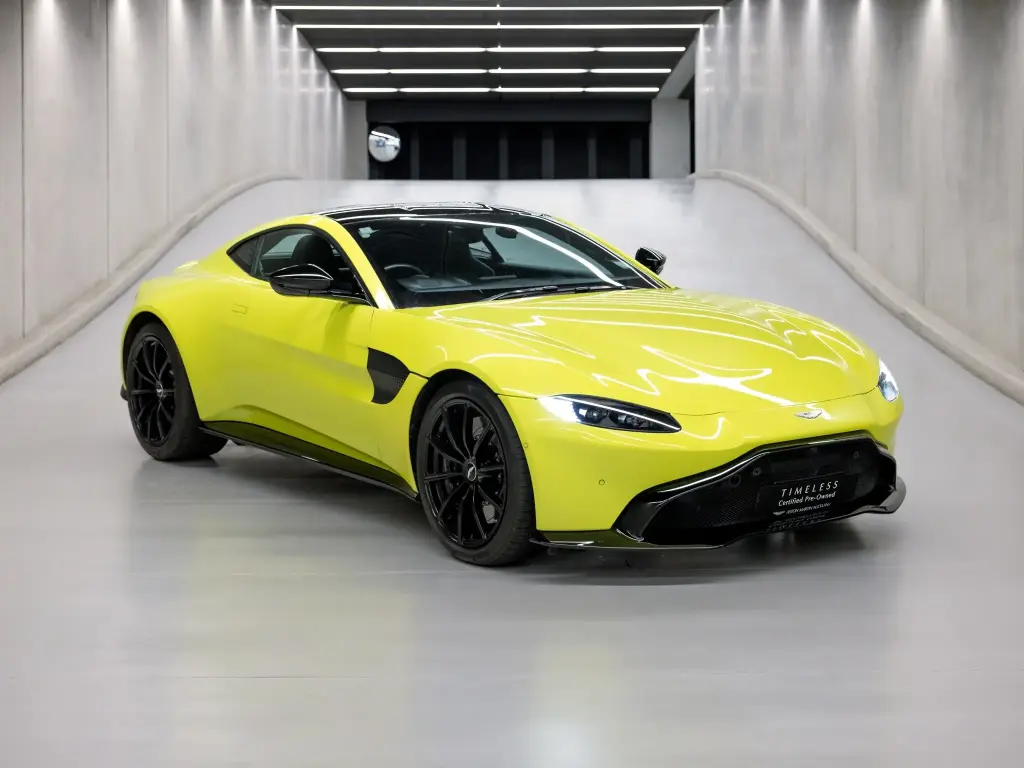 2019 Vantage Coupe main vehicle image