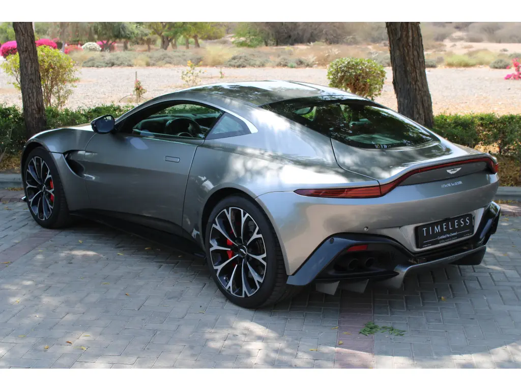 2019 Vantage Coupe thumbnail vehicle image 1