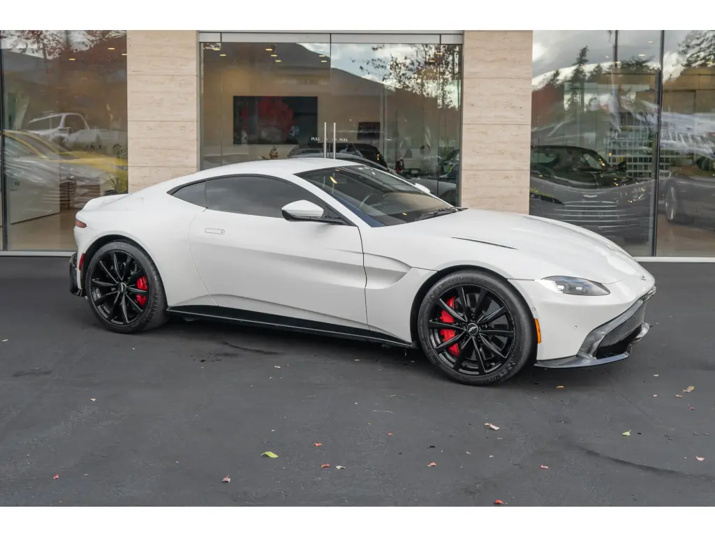 2020 Vantage Coupe main vehicle image
