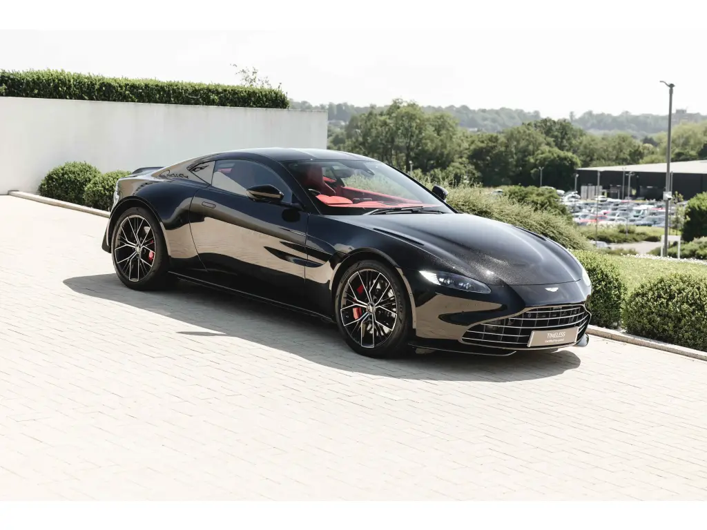 2022 Vantage Coupe main vehicle image